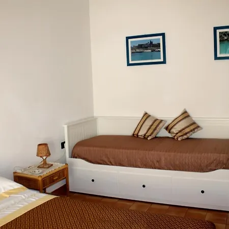100 Mt Mare Bed & Breakfast Otranto