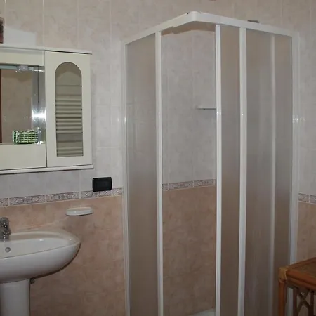 100 Mt Mare Bed and breakfast